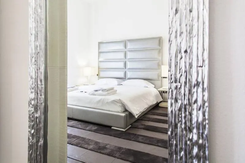 **** Hotel Hemeras Boutique House Aparthotel San Babila 2 Milan Italy